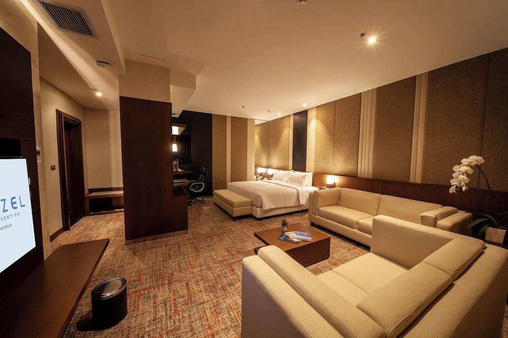 Avenzel Hotel & Convention Cibubur