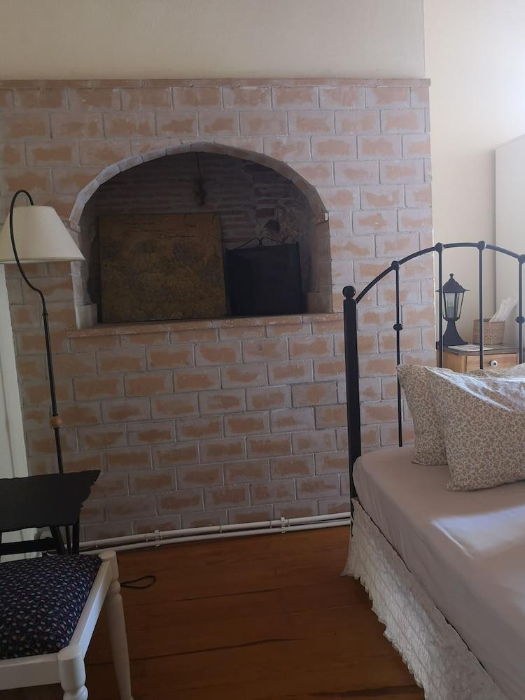 Ayvalik Sarigelin Pansiyon