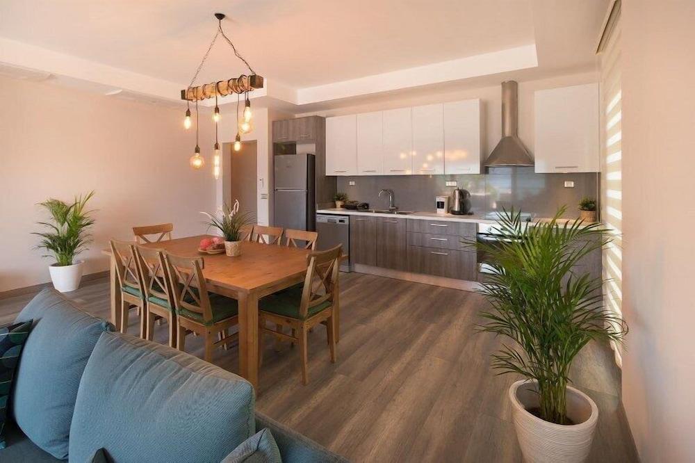 Valsu Homes Sea View Flat