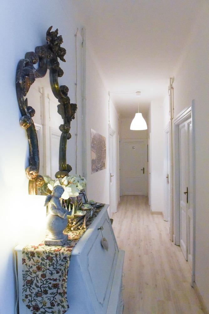 Rome Home Trastevere 246