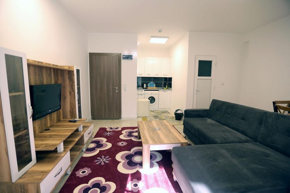 Aziz Apart Konaklama