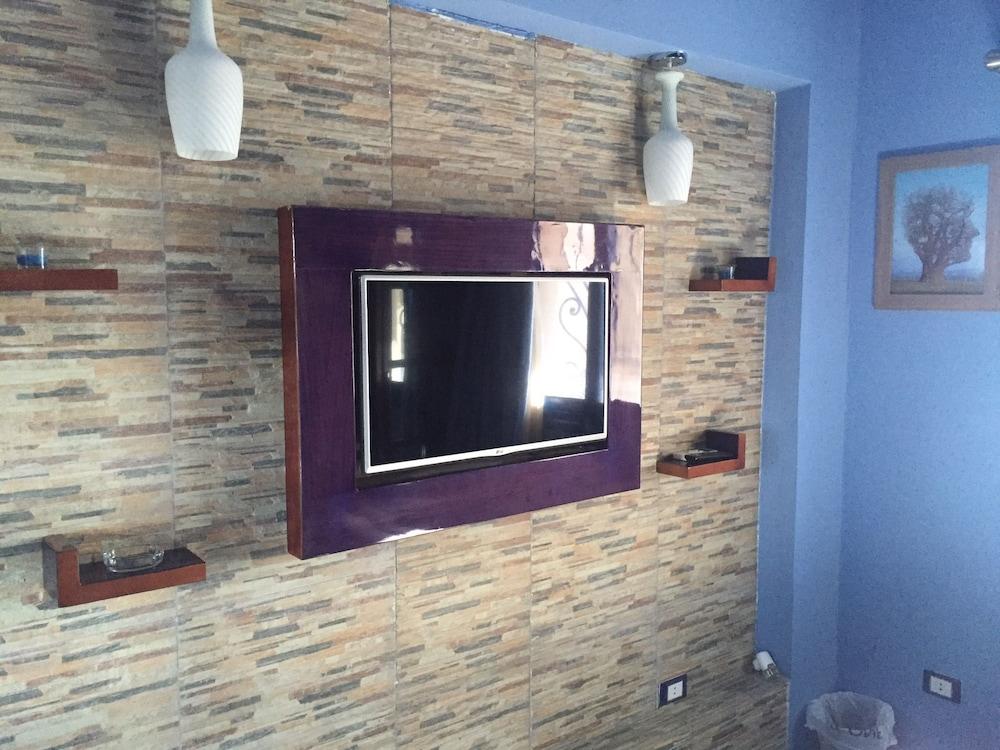 Manara Beachfront Chalet