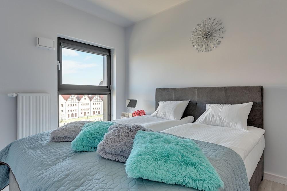 Boutique Residence - Old Town Riverside