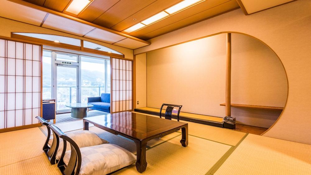 Ooedo Onsen Monogatari Premium Ito Hotel New Okabe