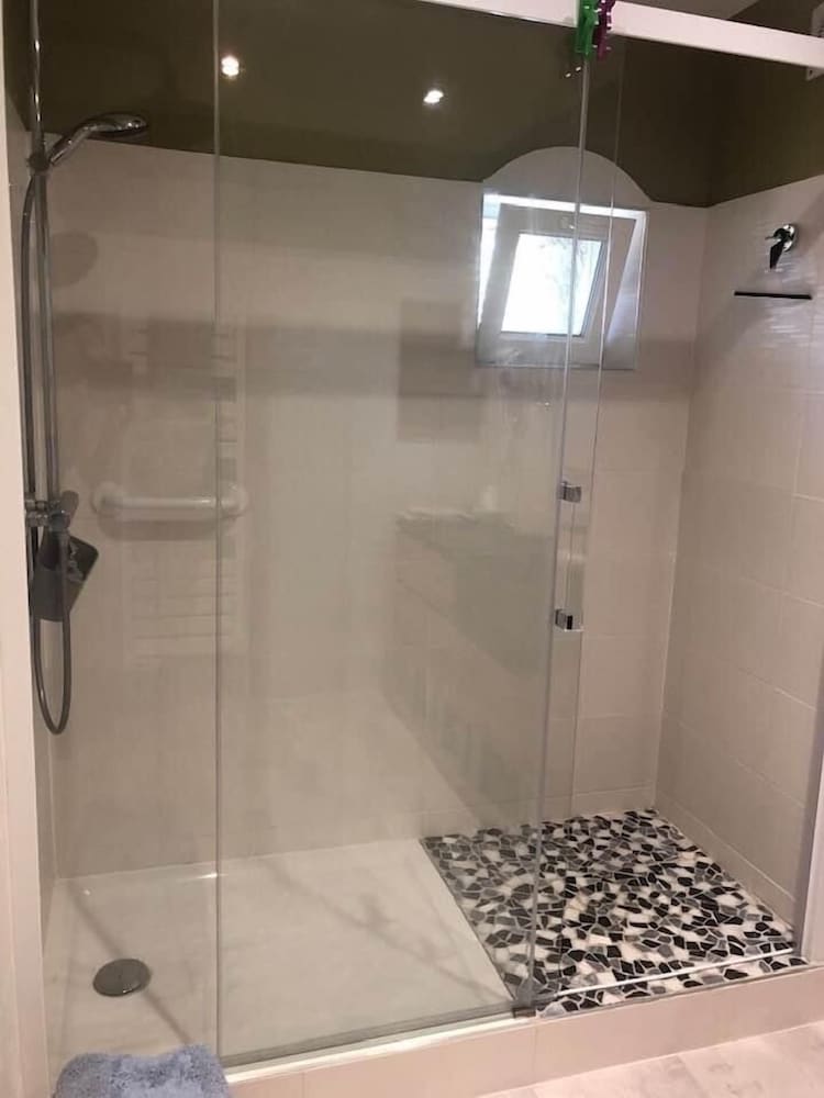 Chambres d'Hôtes La ferme de montard