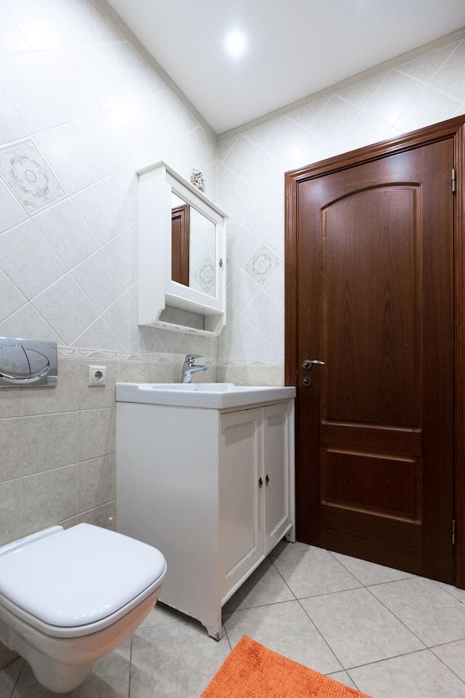 More Apartments na Dmitrievoy 2A - 1