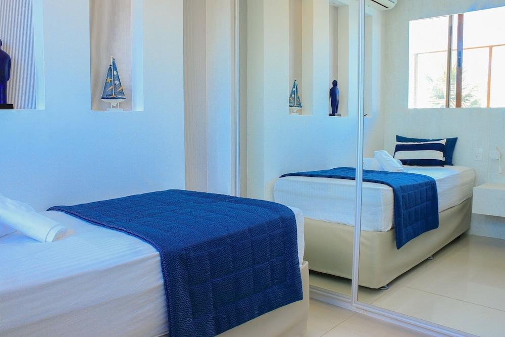 Cobertura Beira-Mar c/ Piscina Privativa – Barra Bali 417