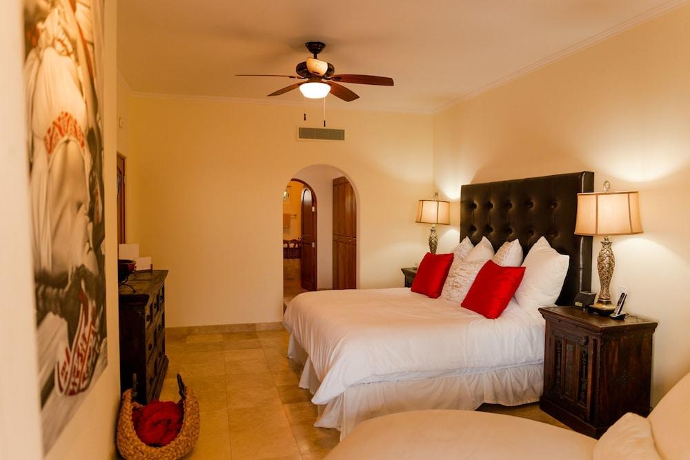 Las Mananitas Ae3402 2 BR by Casago