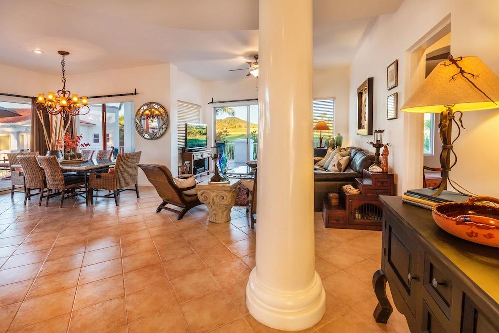 Villa De Oro 106 3 BR by Casago