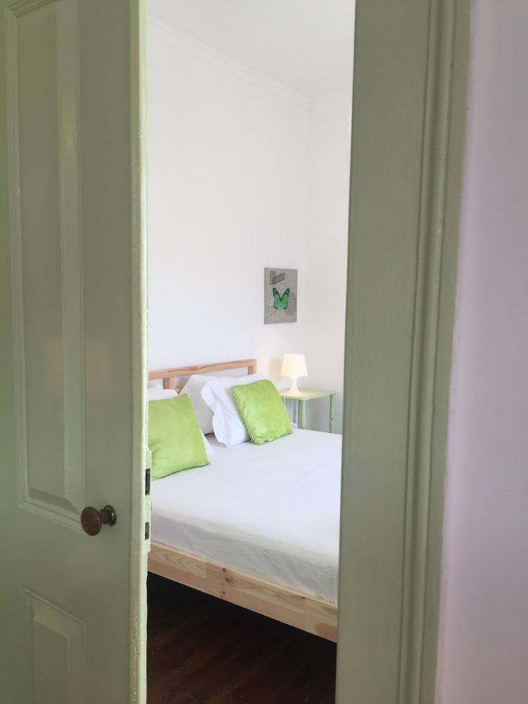 Alfama Tailor Made Green House With a View