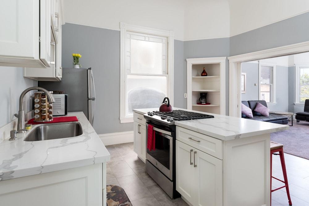 Large and Lovely 3 Bedroom Flat