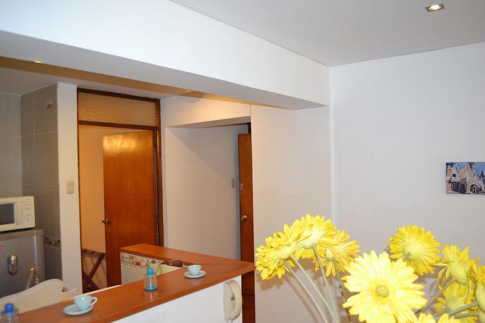 Suite Service Apart Hotel