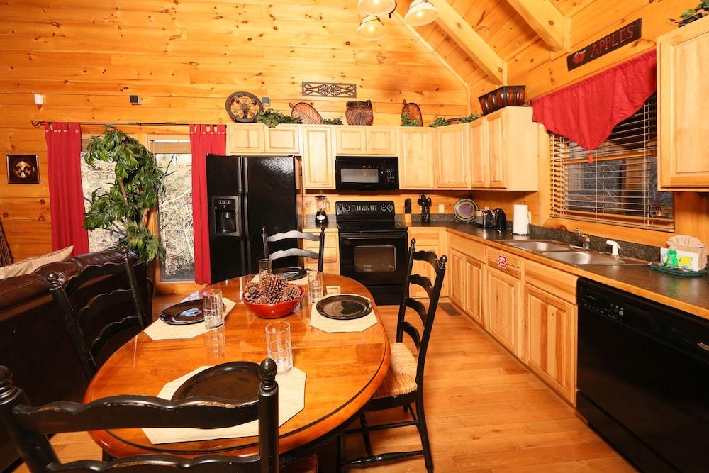 Sweet Surrender - One Bedroom Cabin