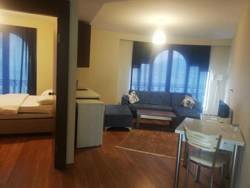 Fourtec Kurtkoy Otel