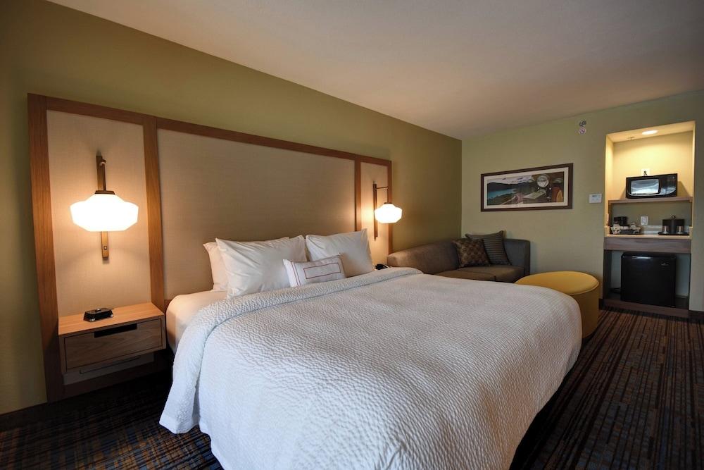 Fairfield Inn & Suites by Marriott Milwaukee North