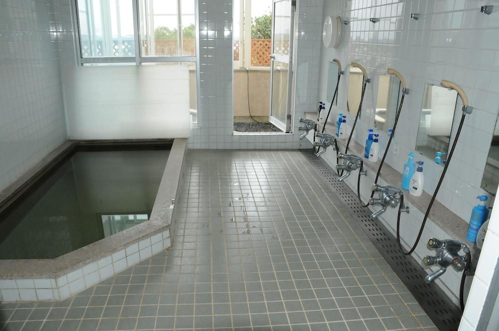 Iseshima Youth Hostel