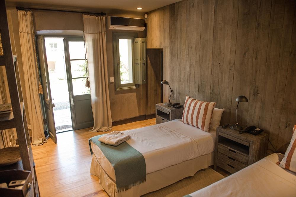 Estancia La Paz Hotel