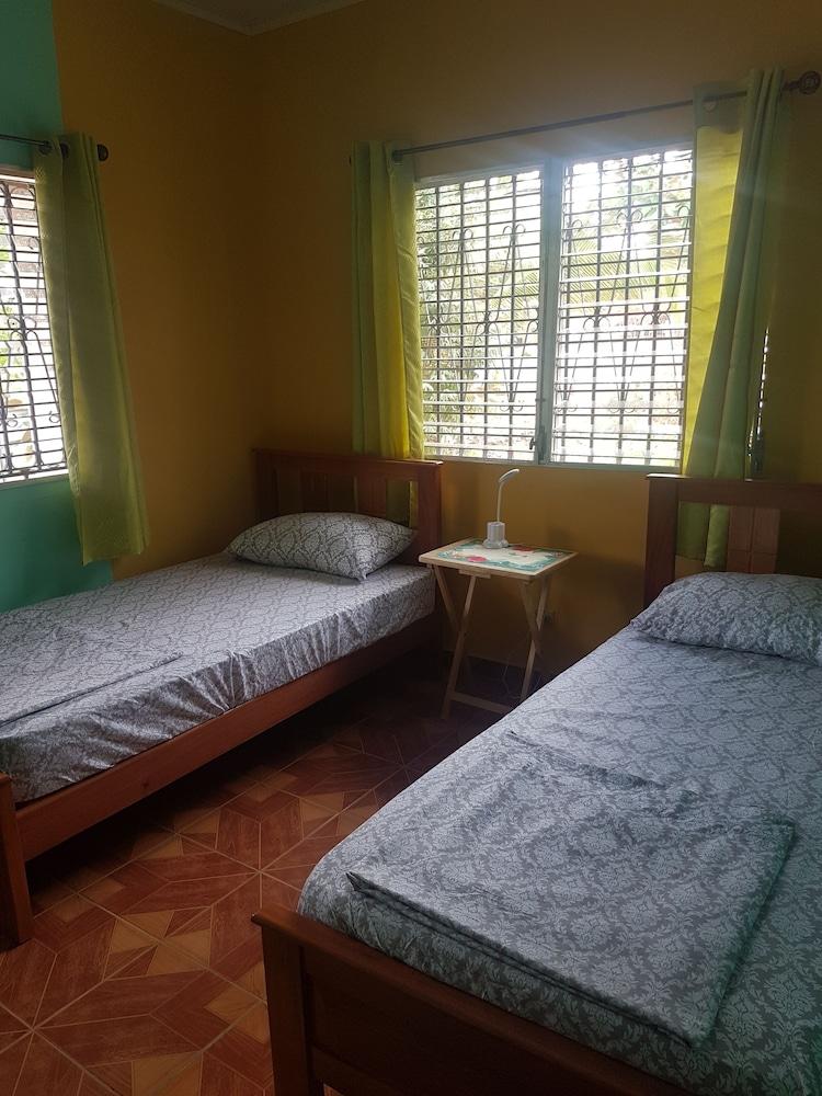 Magic Mountain Lodge