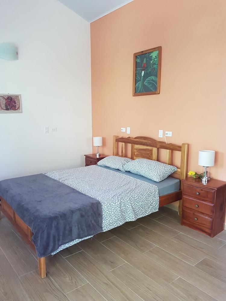 Magic Mountain Lodge