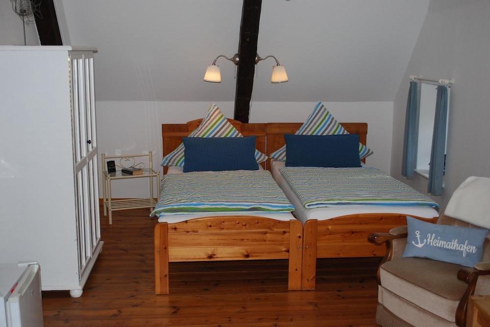 Hotel - Pension ALTES PASTORAT