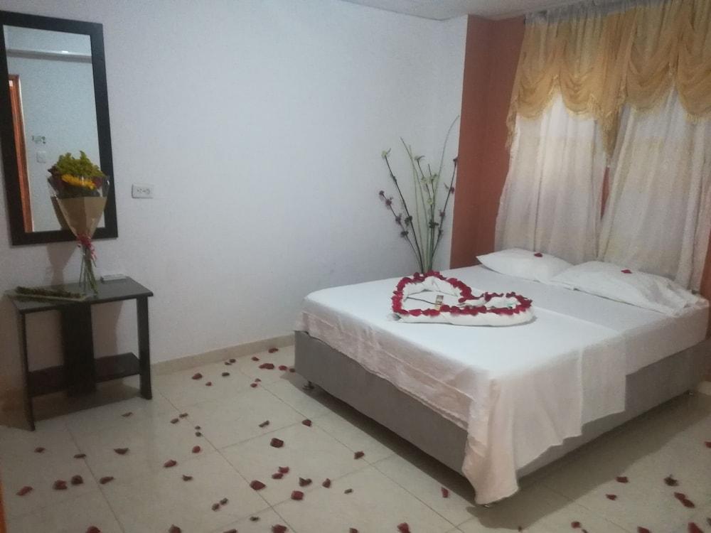 Hostal Kaia - Hostel