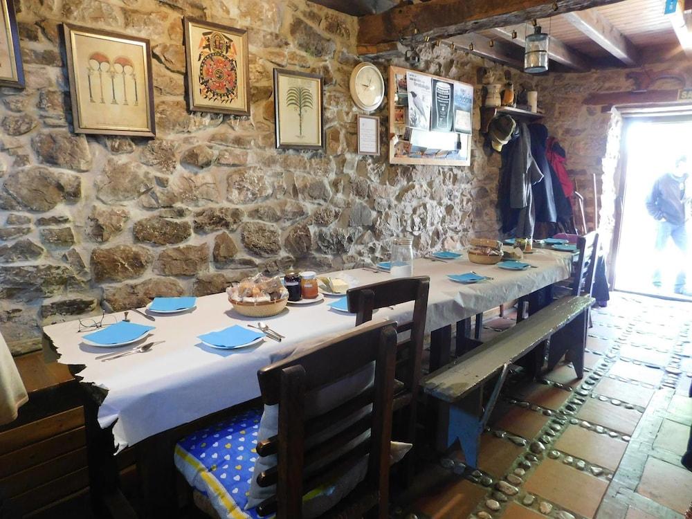 Albergue La Aldea - Hostel