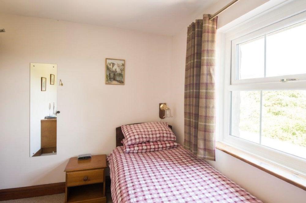 Llanerchindda Farm Guest House