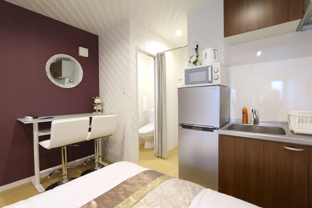 Elizabeth Garden Kurosaki