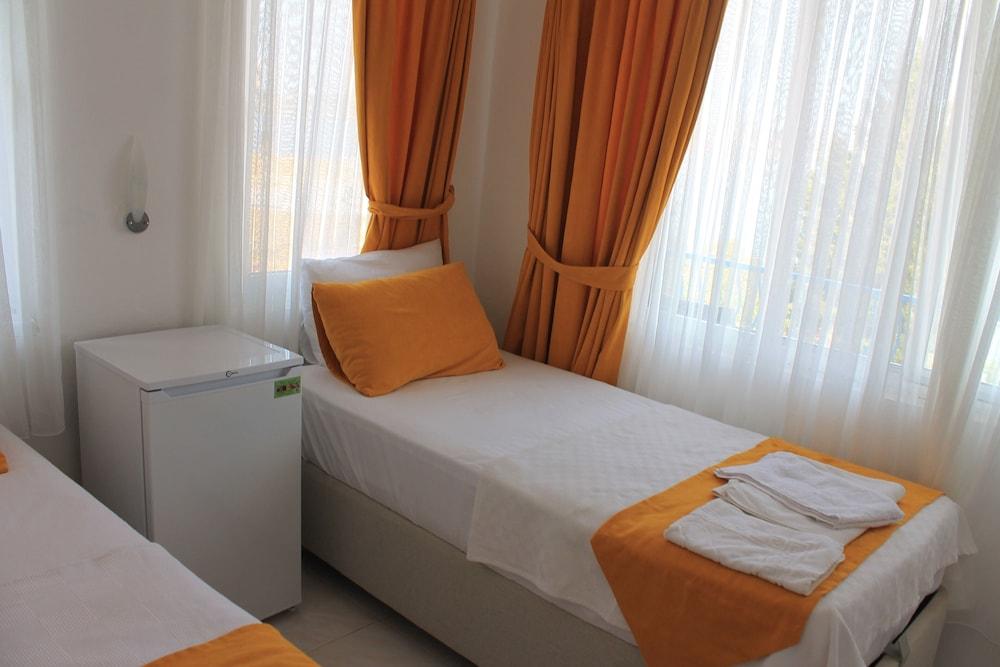 Saranda Beach Pansiyon