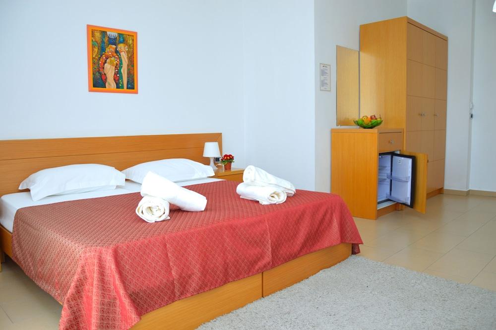 Pastarella Beachfront Resort