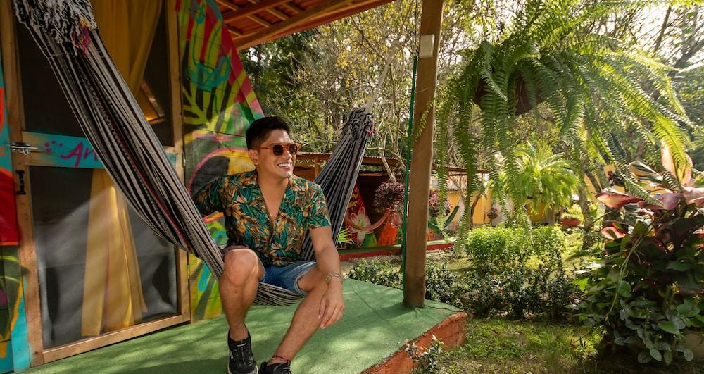 Chunuu Hostal y Glamping Minca