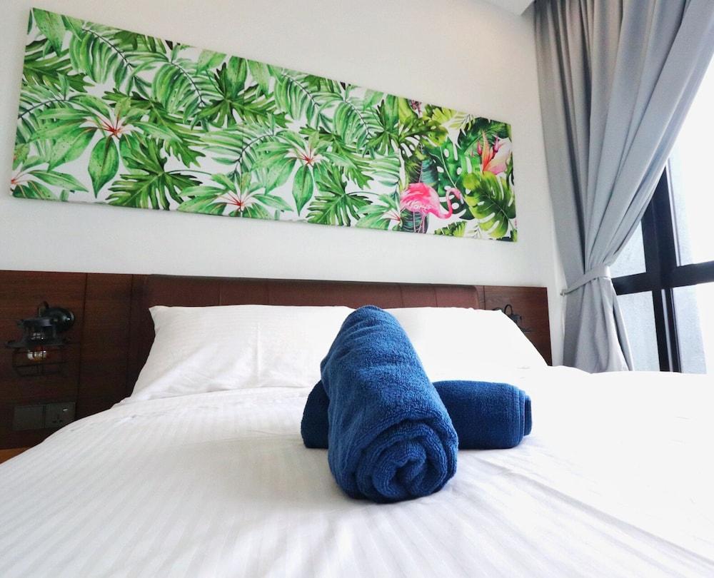 D Pristine Family Suite By Holi