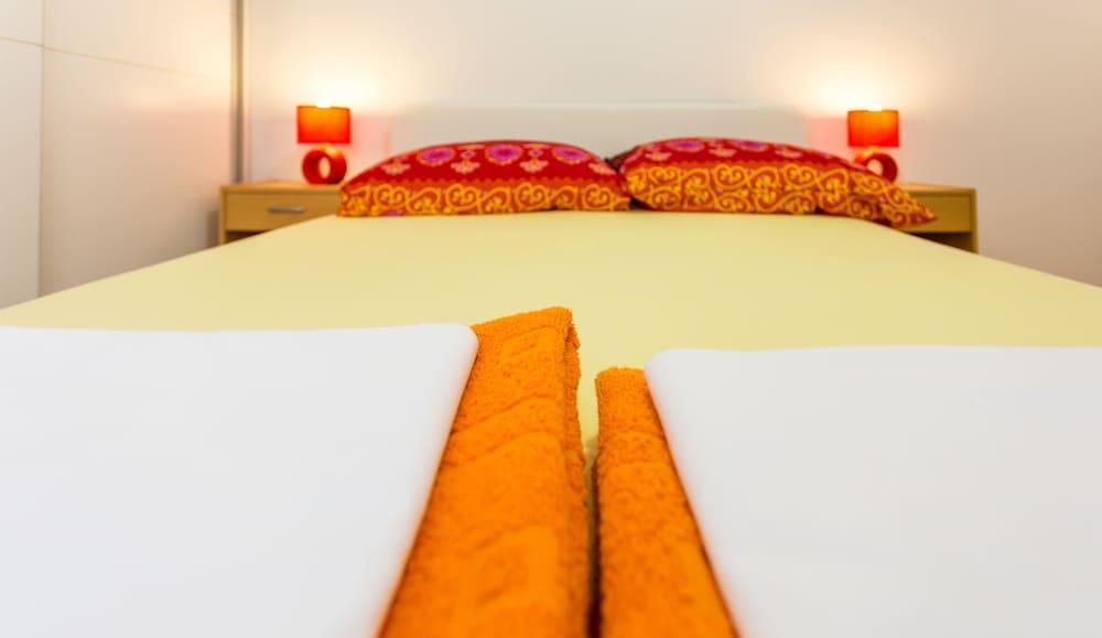 Apartments Dalmacija