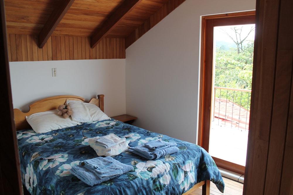 CRParaiso Main House