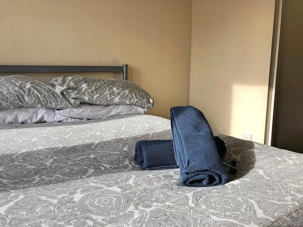 Harley Rooms - 248 West Street