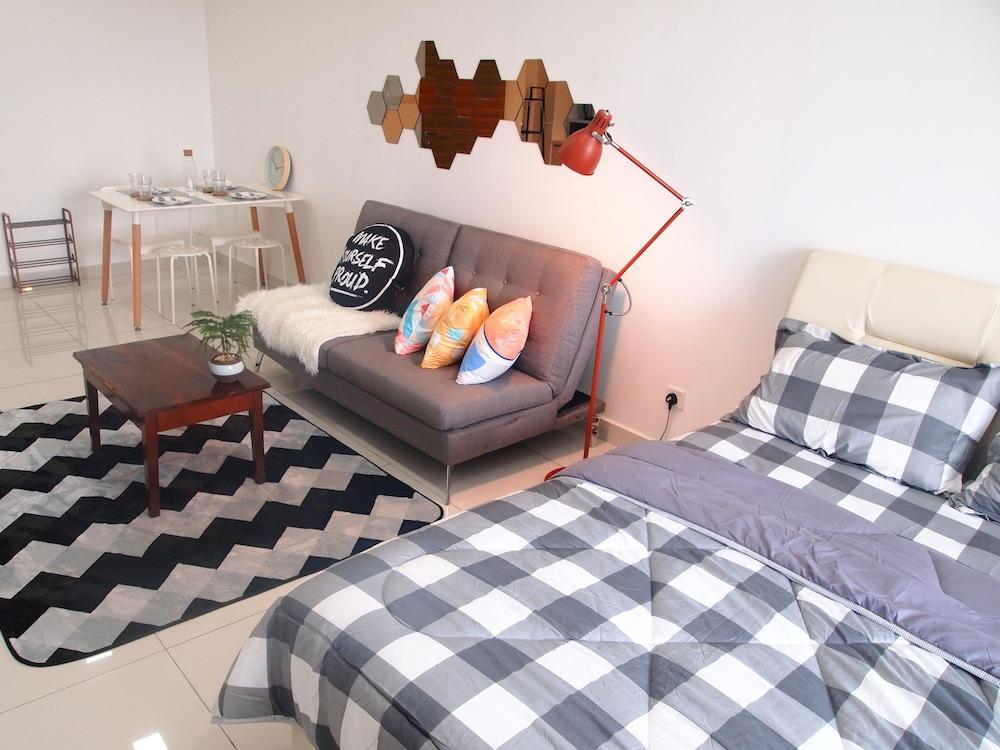 Teega Suites by Squarenest