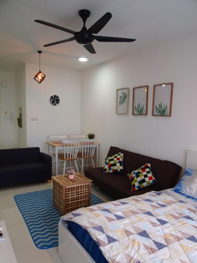 Teega Suites by Squarenest