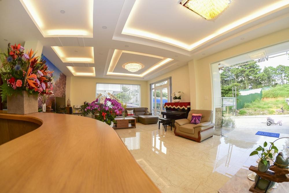 New Golf Valley Hotel