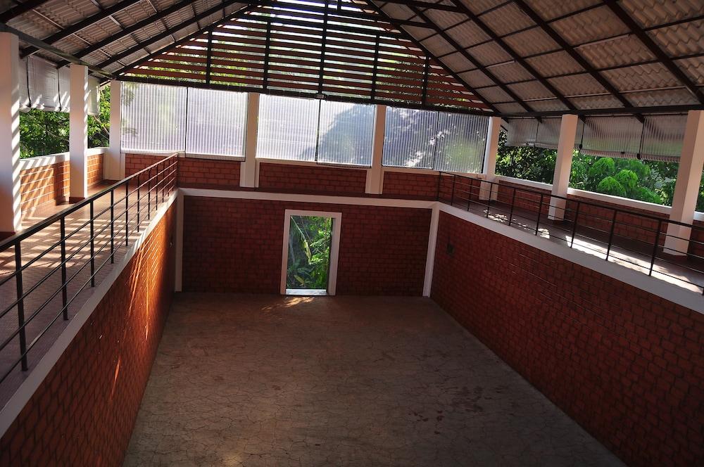 INDIMASI - Ayurveda & Healing Village