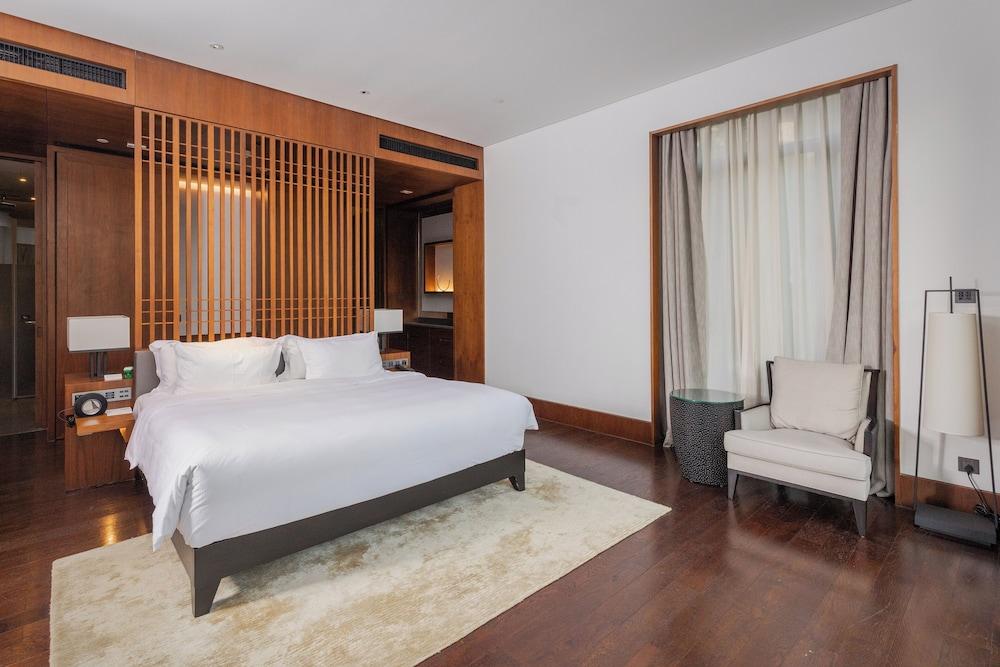 Cordis Dongqian Lake Ningbo