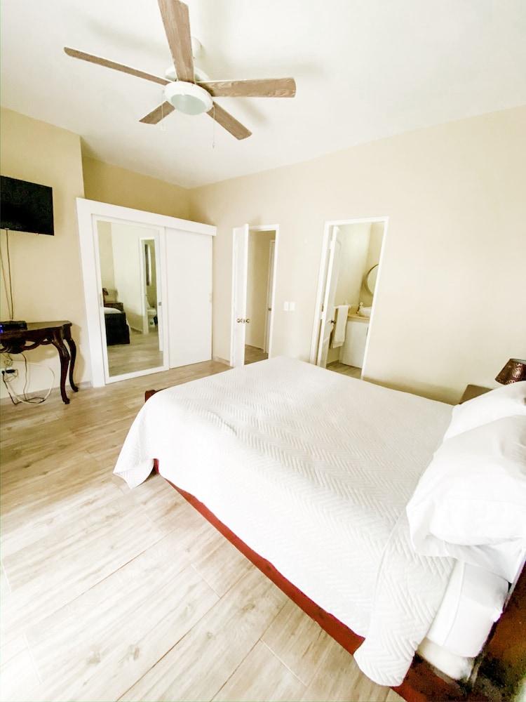 Apartamentos Playa Marina