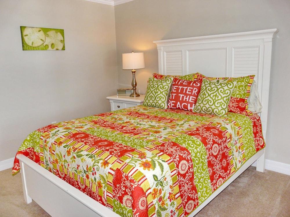 Beachfront Condo in Resort-style Community With Pool