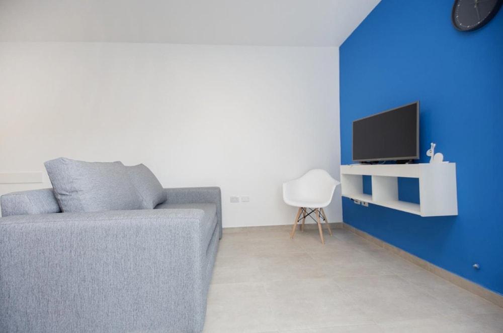 H48 Venezuela Apartment