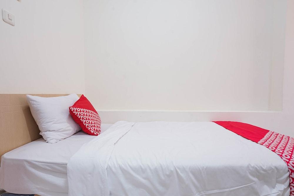 Collection O 818 Micasa Residence