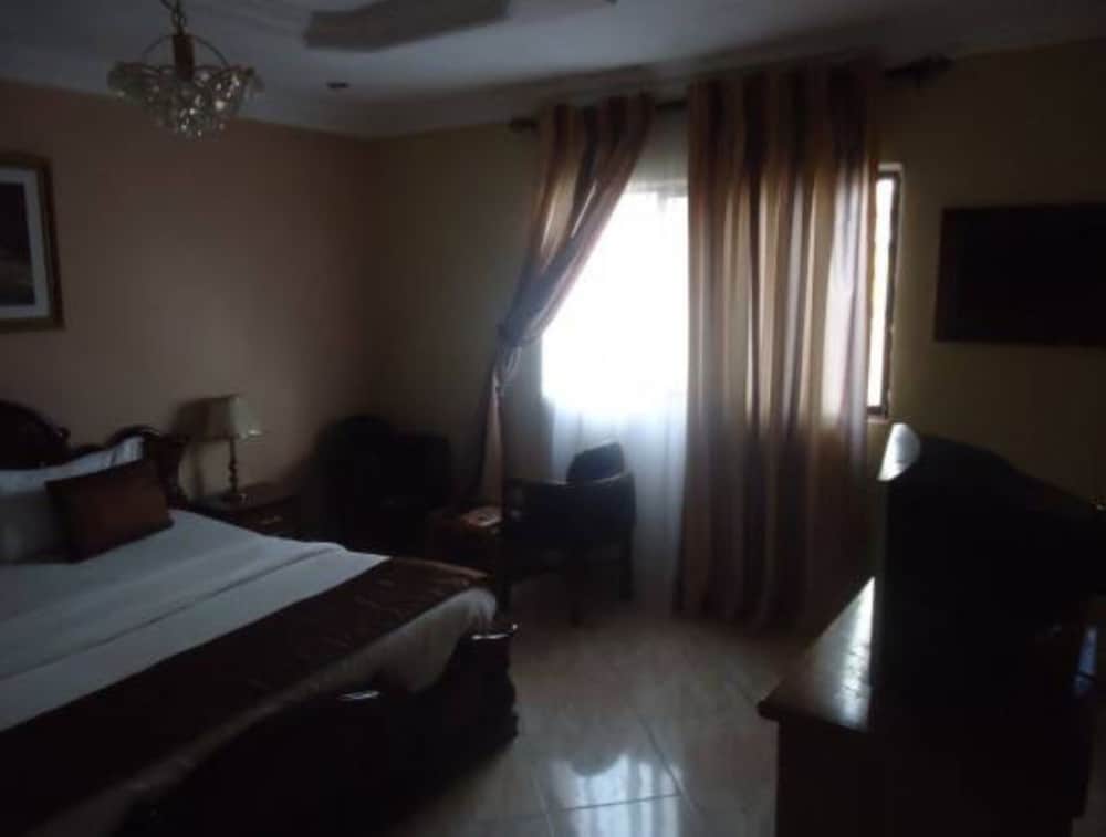 Meridian Lodge hotels & resorts