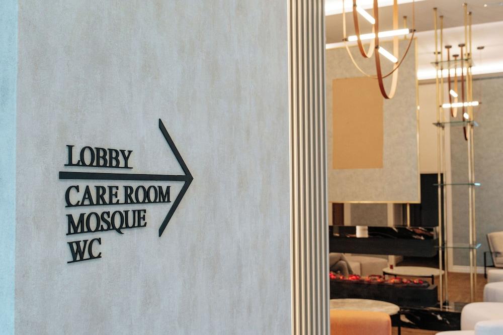 Empula Hotel & Residences