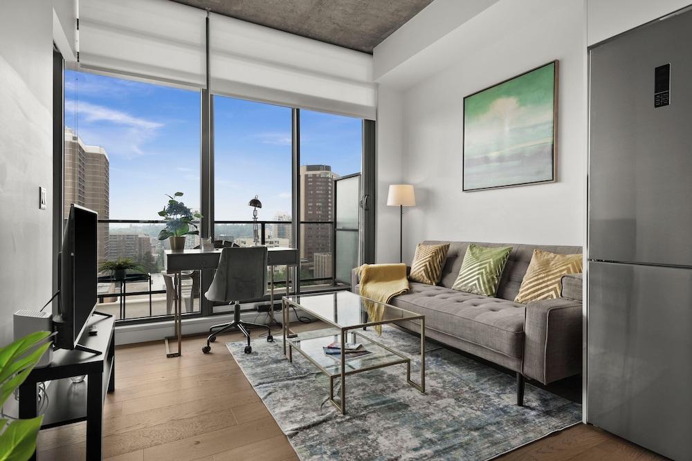 GLOBALSTAY. Downtown Calgary Apartments