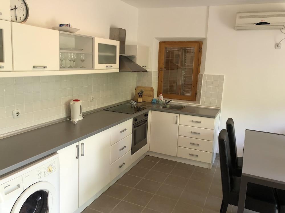 1 Bedroom Apartment With Stunning Views