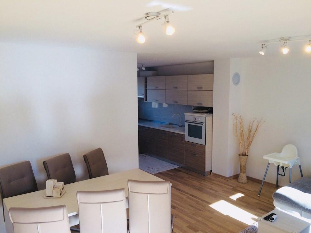 Apartment Hennion / Two Bedrooms A3 Liam