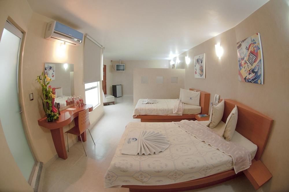 Auto-Hotel Mediterraneo